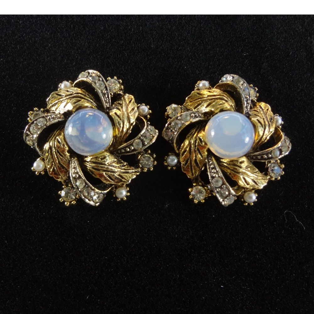 Vintage ART Clip On Earrings Gold Excellent Faux Opal Rhinestone Floral Wreath